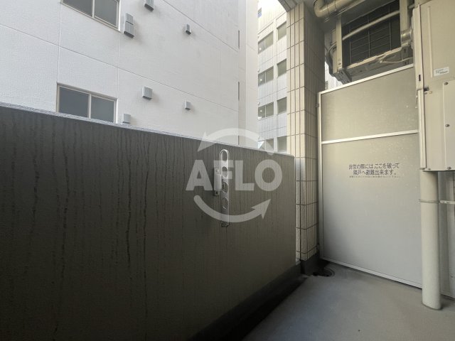 バルコニー　エスリード江坂江の木町　バルコニー