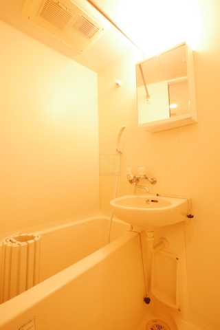 バス・シャワールーム　アーバイル文京本駒込の風呂