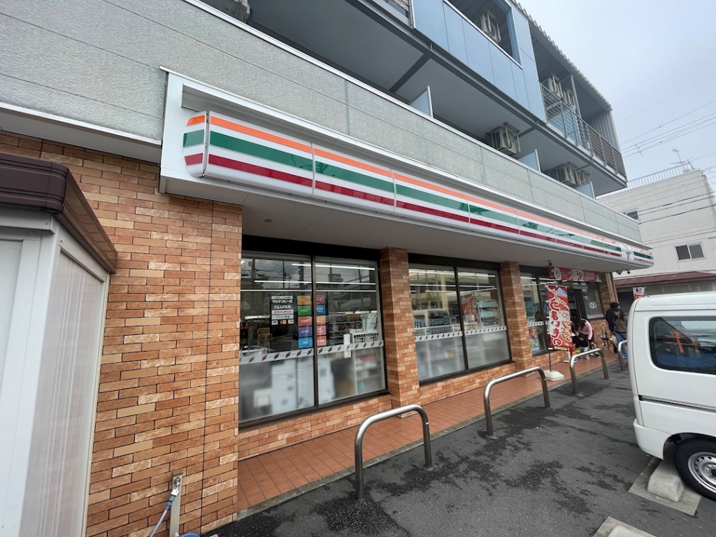 コンビニ　セブン-イレブン 南吹田３丁目店（コンビニ）まで498m