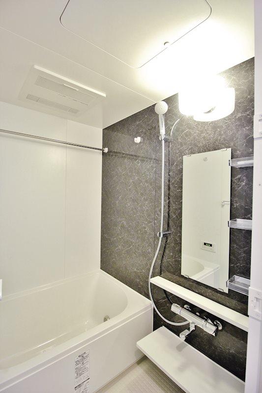 バス・シャワールーム　バス※別部屋参考写真