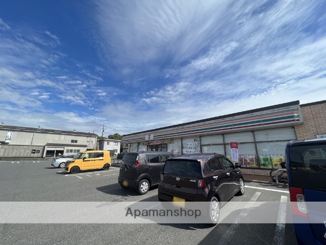 コンビニ　セブン－イレブン岡山上道店（コンビニ）まで211m