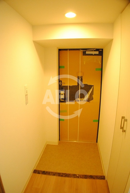 玄関　エスリード難波サウス　玄関スペース