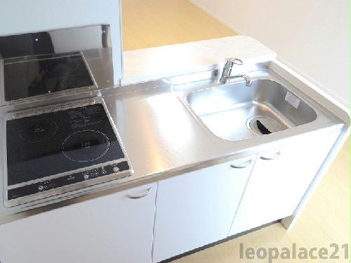 キッチン　設備・仕様は号室により異なる為、現況を優先致します。