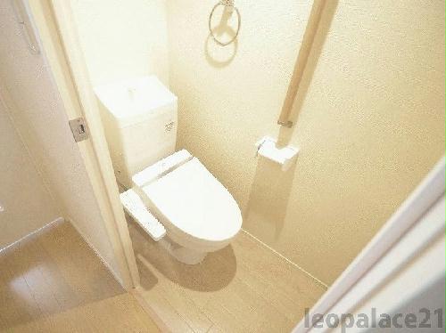 トイレ　設備・仕様は号室により異なる為、現況を優先致します。