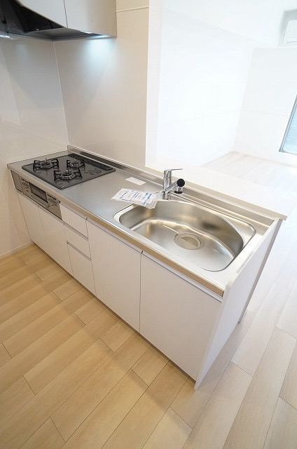 キッチン　同型物件参考写真