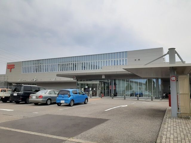 郵便局　新金沢郵便局（郵便局）まで771m