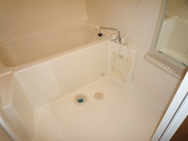 バス・シャワールーム　バス