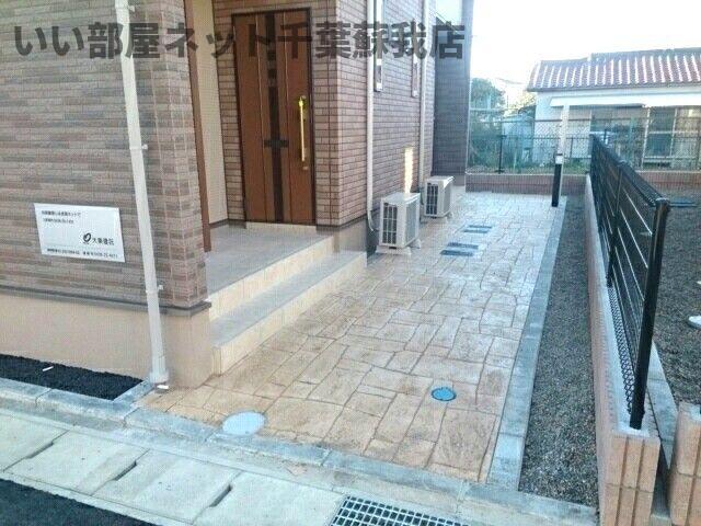 エントランス　ゆとりのあるエントランスです