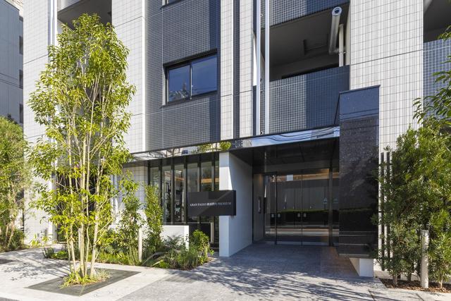 エントランス　清潔なエントランスです