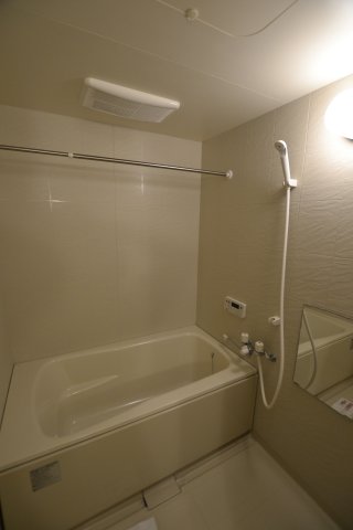 バス・シャワールーム　別号室の写真です。ご参考までに