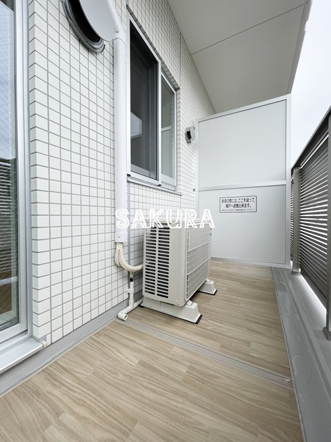 バルコニー　暖かな日差しのふりそそぐバルコニー♪