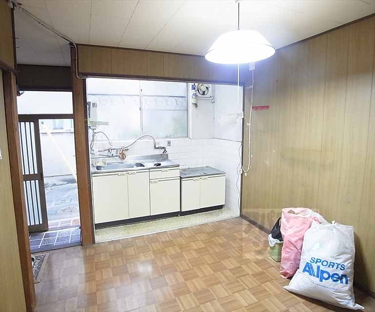 居室・リビング　キッチン