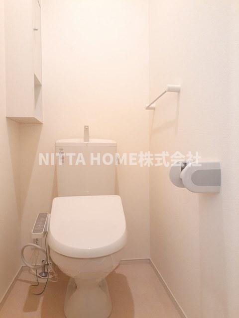 トイレ　もちろんウォシュレット付きのトイレです◇