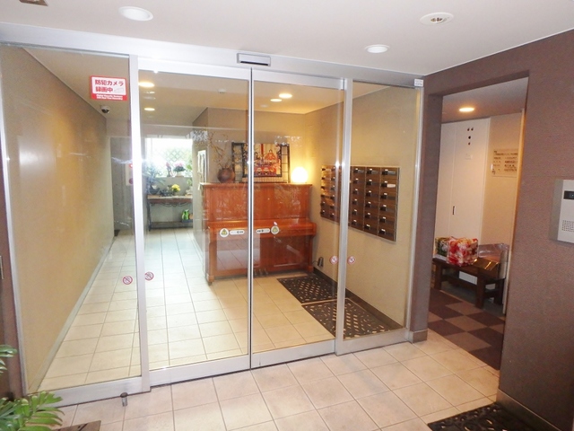 エントランス　エントランス