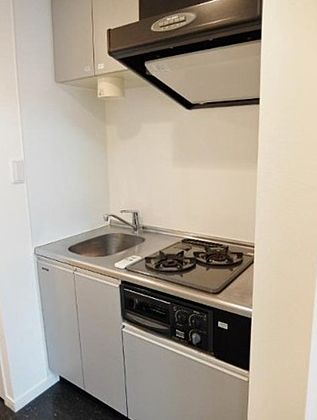 キッチン　別部屋参考写真となります。