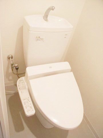 トイレ　ウォシュレット付きトイレ