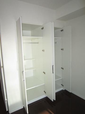 収納　クローゼット