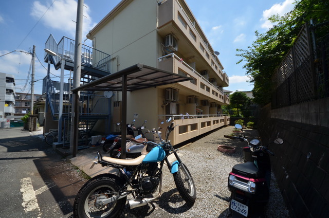 その他共有部分　★共用部分もしっかりお手入れされています★