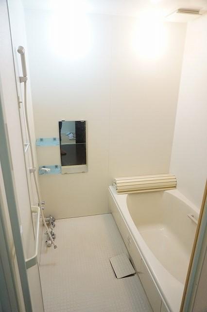 バス・シャワールーム　浴室