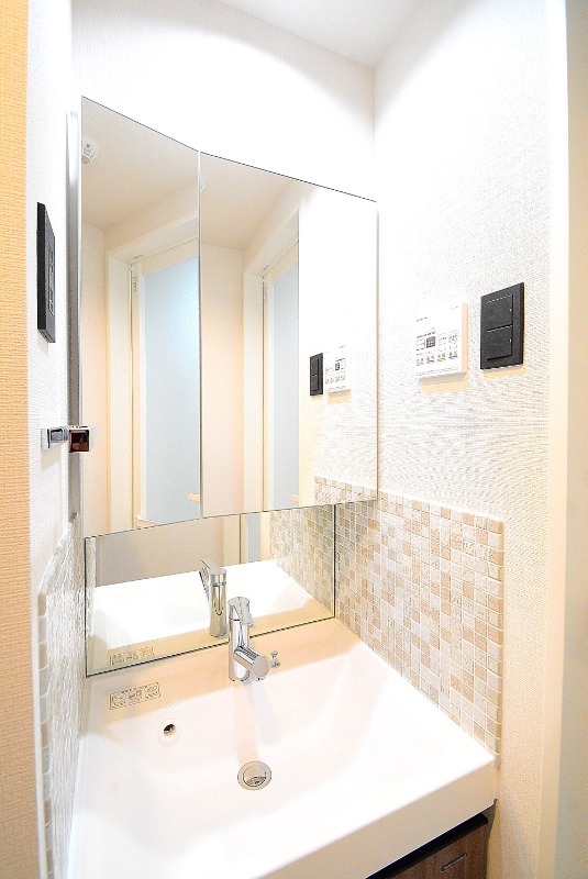 洗面設備　同一仕様写真