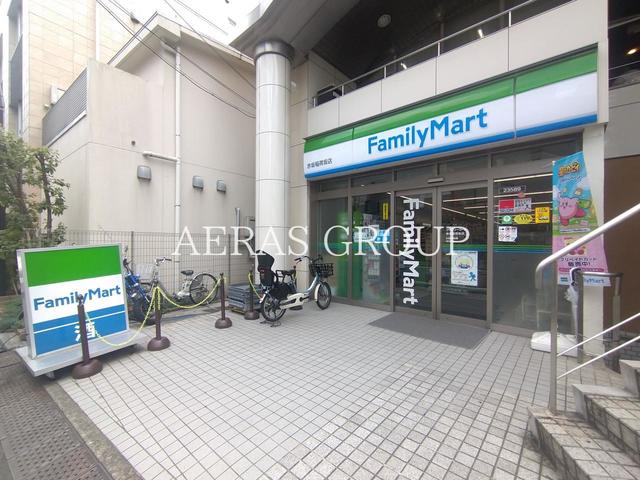 コンビニ　ファミリーマート 赤坂稲荷坂店（コンビニ）まで182m