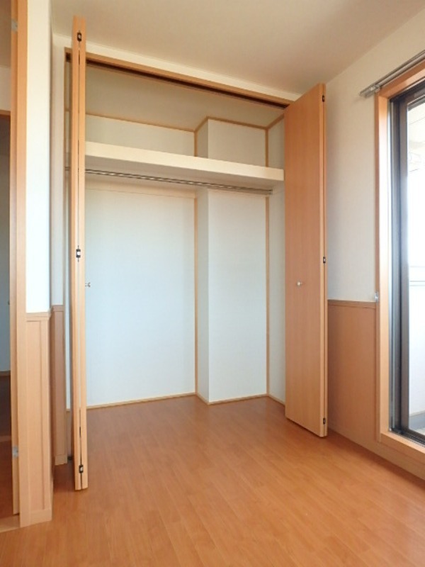 収納　図面と現状に相違がある場合には現状を優先