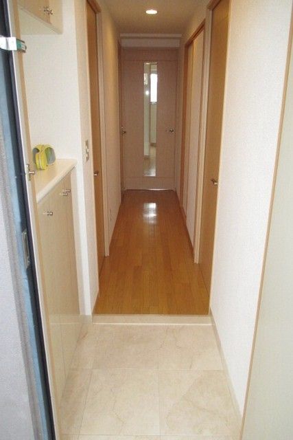 玄関　シューズボックス付き。