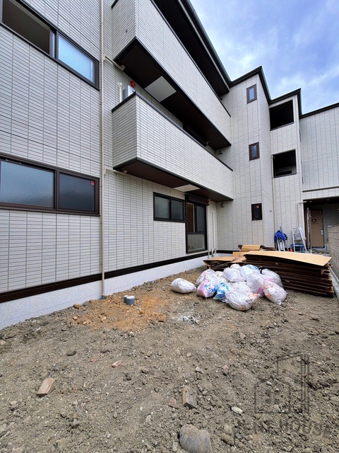その他共有部分　外観（建設中）