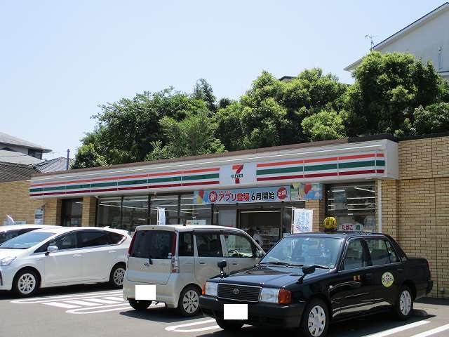 コンビニ　セブンイレブン宮崎大坪町店（コンビニ）まで400m