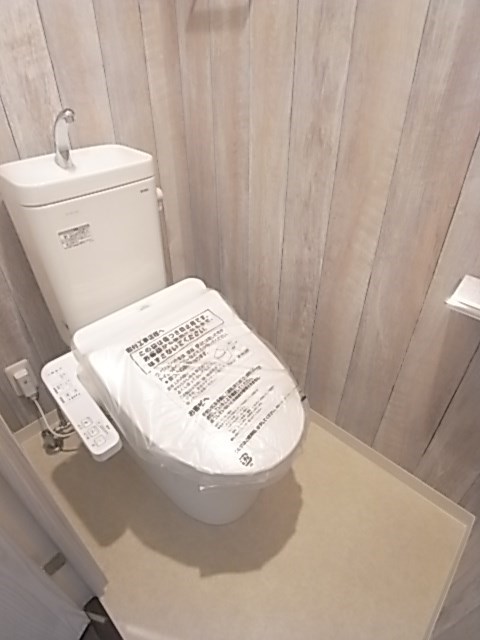 トイレ　シンプルで使いやすいトイレです