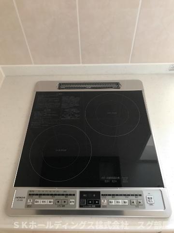 キッチン　IHクッキングヒーター