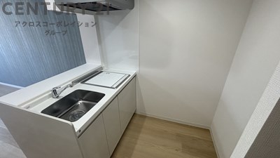 キッチン　IHコンロ付きの対面式システムキッチン♪