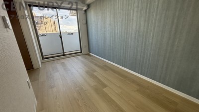 居室・リビング　角部屋住戸で過ごしやすくてオススメです♪エアコン付き♪