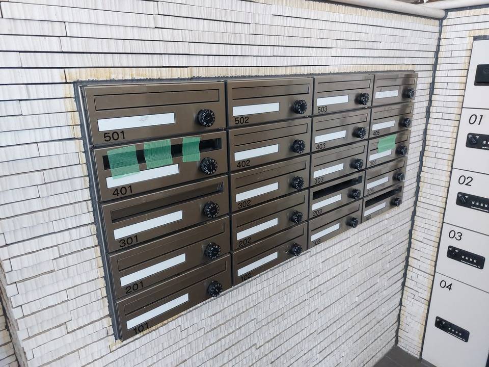 エントランス　メールBOX