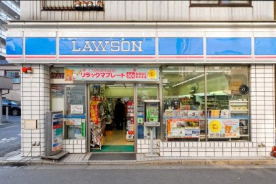 コンビニ　ローソン緑四丁目店（コンビニ）まで131m
