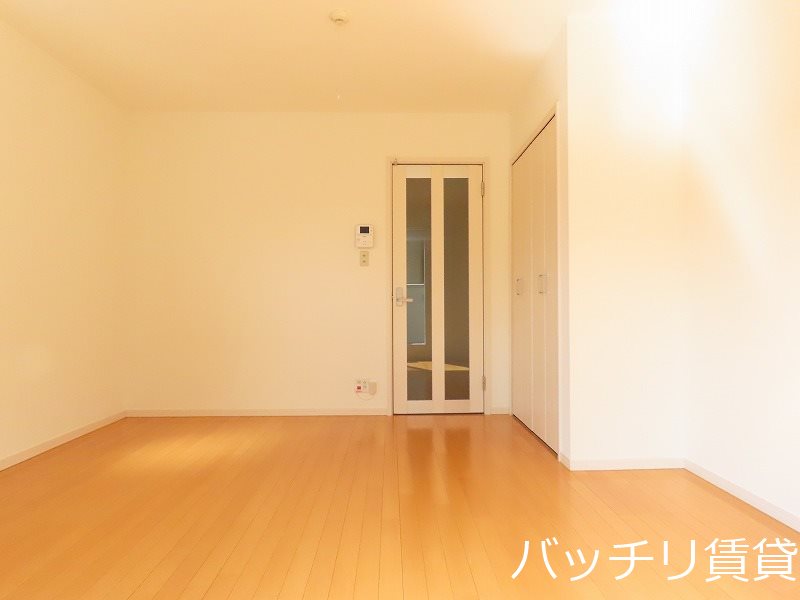 居室・リビング　同型タイプの為、現状を優先いたします。