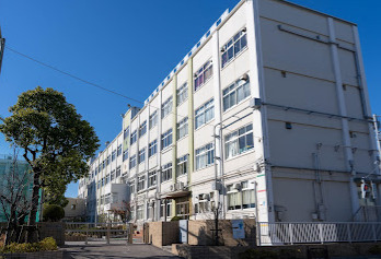 中学校　江戸川区立瑞江第二中学校（中学校）まで1054m