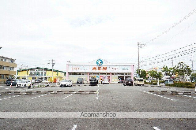 ショッピングセンター　西松屋静岡敷地店（ショッピングセンター）まで145m