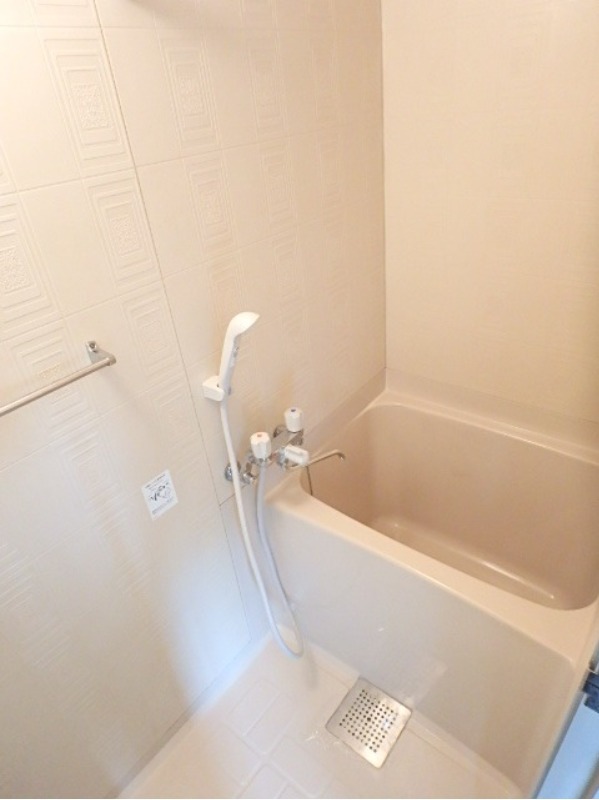 バス・シャワールーム　図面と現状に相違がある場合には現状を優先