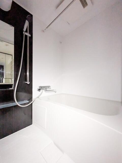 バス・シャワールーム　?