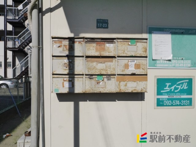 駐車場　側面の外観です
