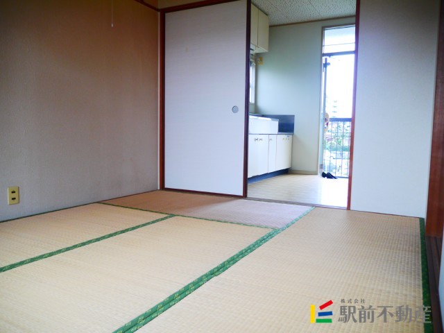 バルコニー　板の間アリ！