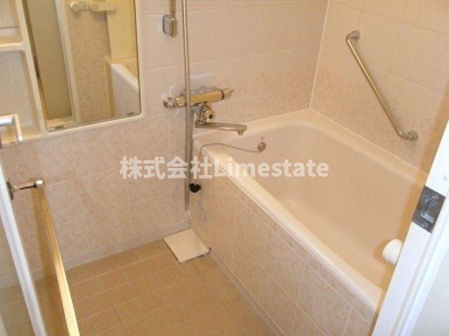 バス・シャワールーム　別部屋参考写真