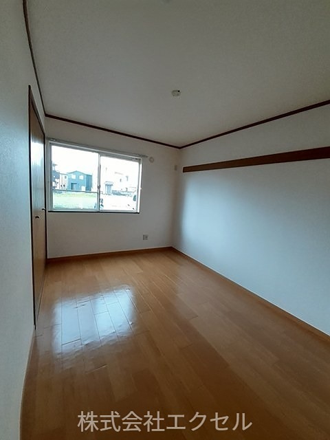 その他部屋・スペース　フローリングの室内です。