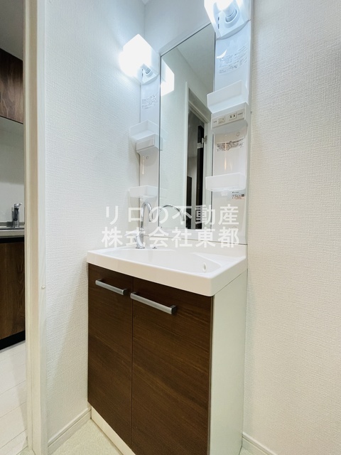 洗面設備　独立洗面台なら落ち着いて身支度ができます☆