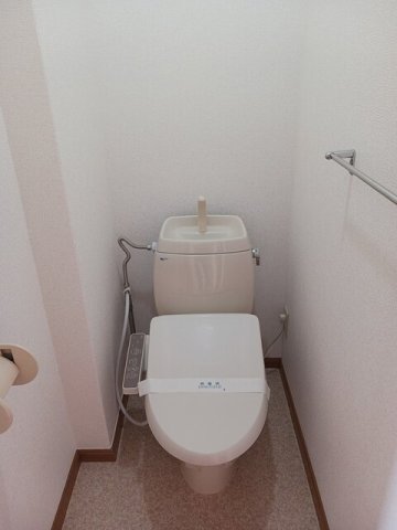 トイレ　シンプルで使いやすいトイレです