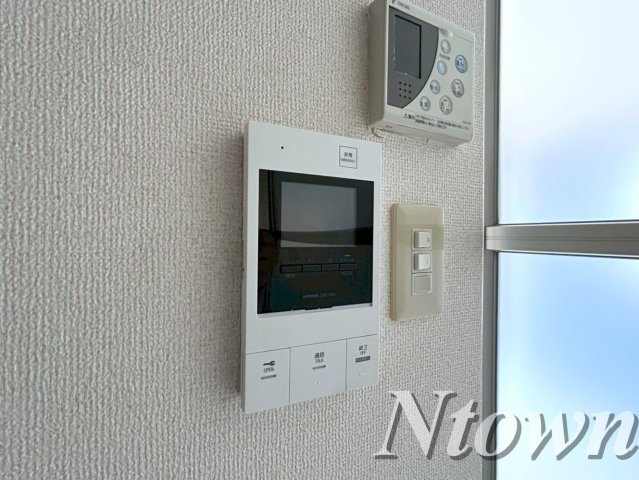 セキュリティ　モニタ付きインターホンです。