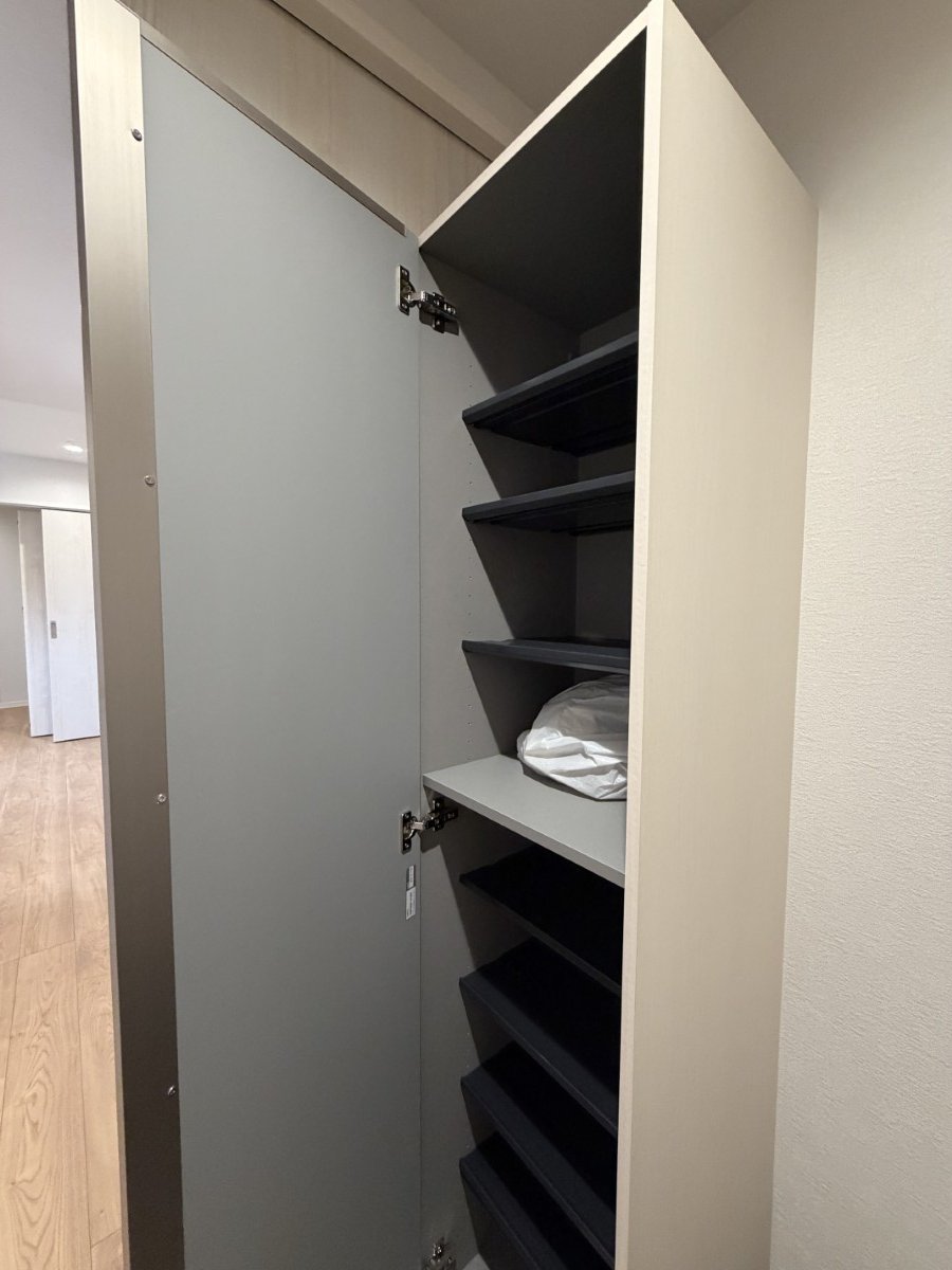 収納　別部屋参考写真となります