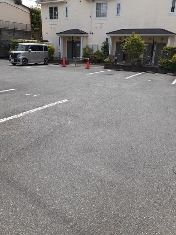駐車場　駐車スペースもあります☆