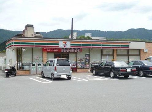 コンビニ　セブンイレブン 山科勧修寺店（コンビニ）まで1375m